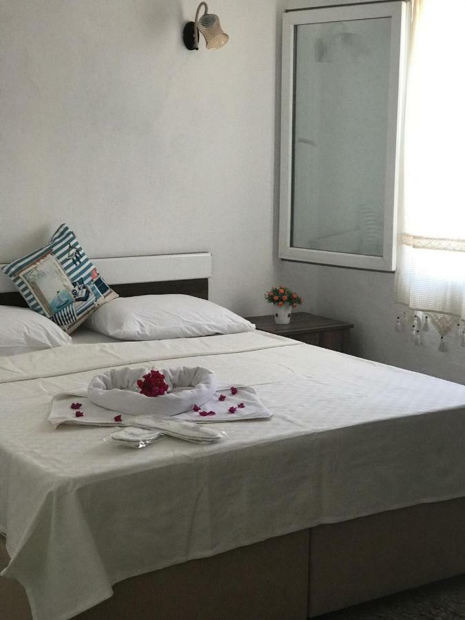 Halikarnas Pansiyon Bodrum Exterior photo